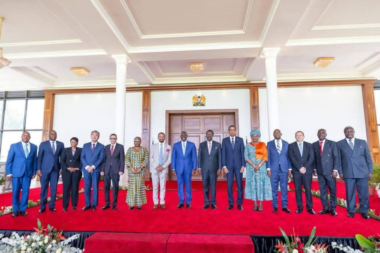 Danjiraha Soomaaliya ee Kenya oo ka qayb ah danjirayaal lagu casuumay madaxtooyada Kenya