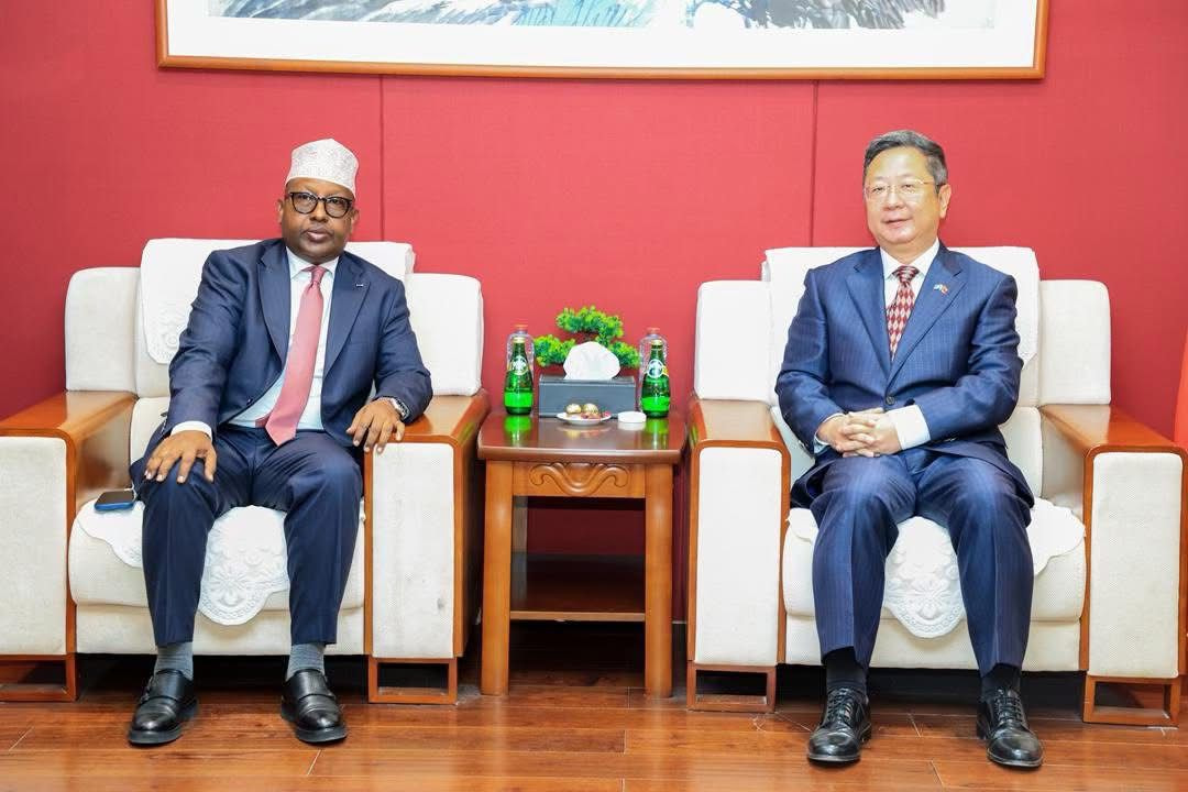 Wasiir Fiqi oo kulan la qaatay danjiraha Shiinaha