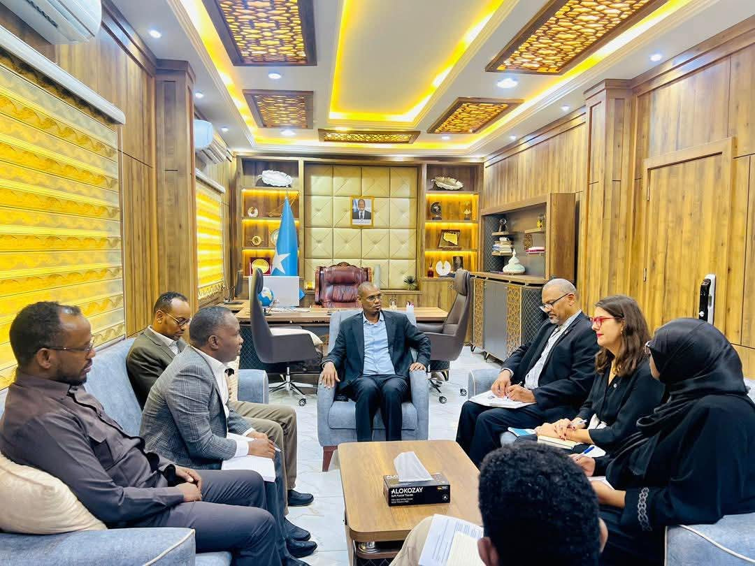 Wasiirka xanaanada xoolaha oo qaabilay wafdi ka socda Hay’adda WFP