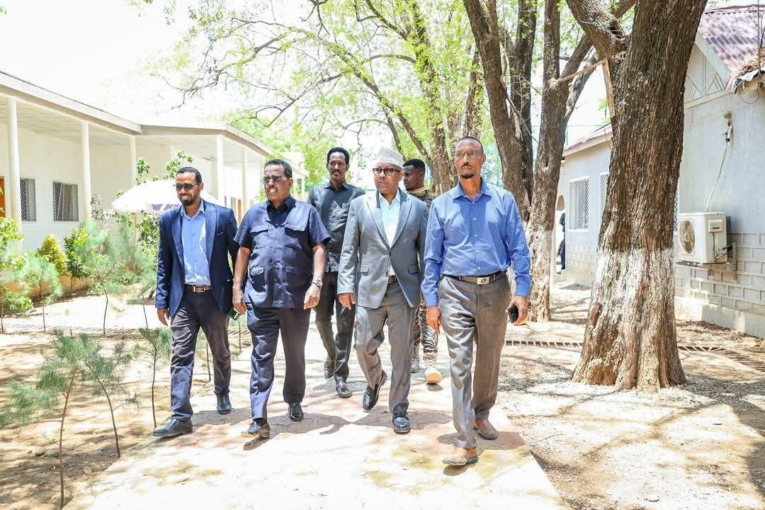 Wasiirro katirsan XFS oo booqasho ku tegay qaybo ka mid ah magaalada Baydhabo
