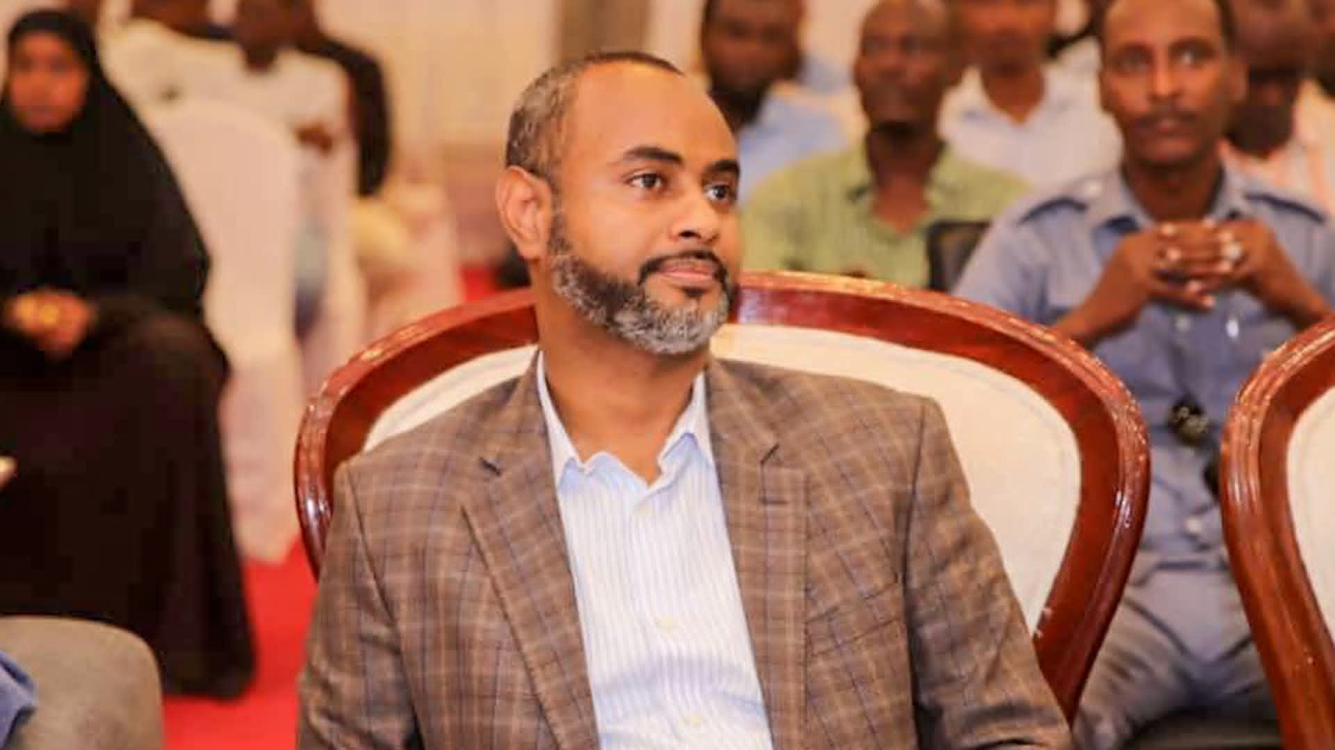 Wasiir Cabdulqaadir Maxamed oo Xildhibaan loo doortay