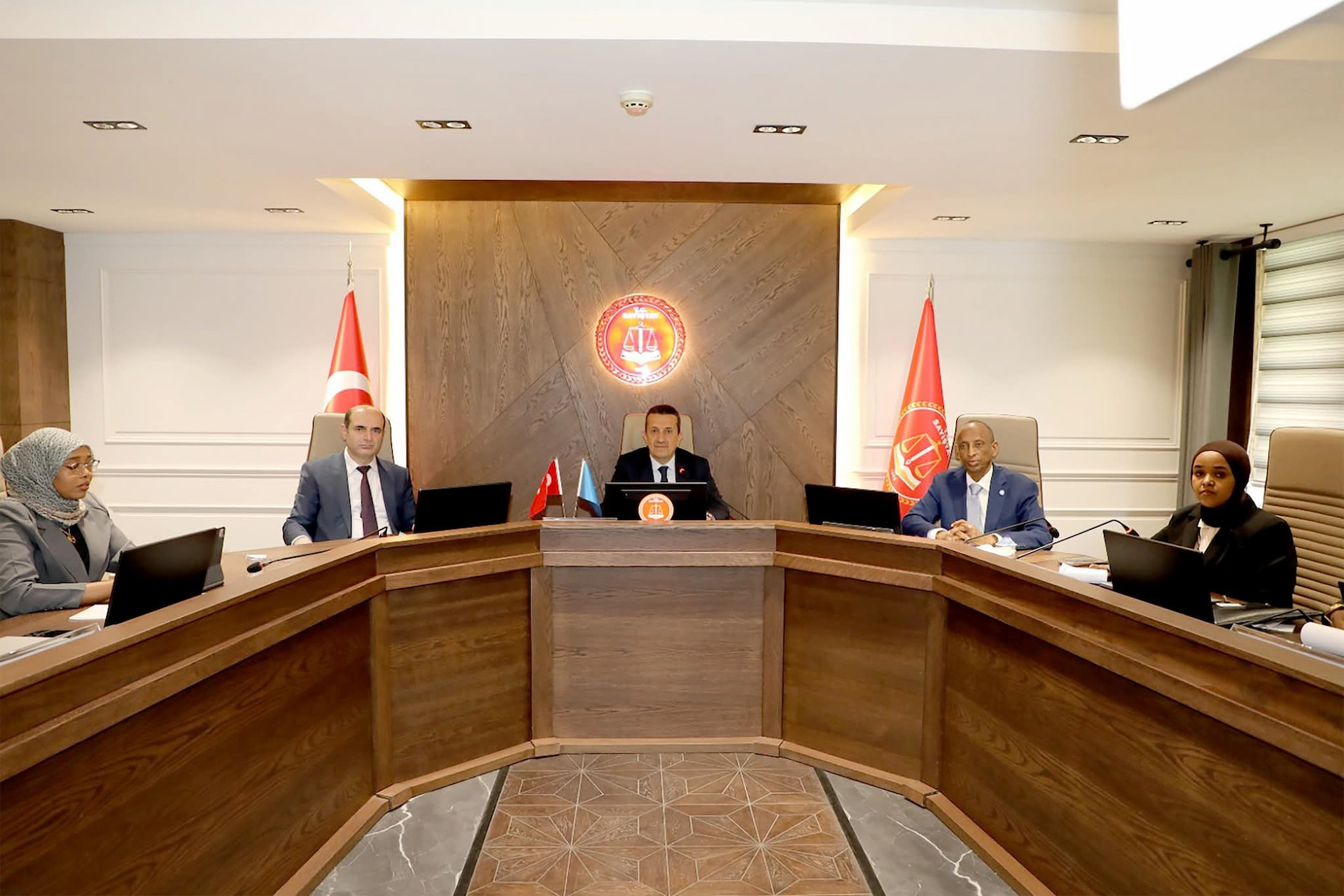 Turkiga oo Soomaaliya u tababaraya hantidhowrayaal