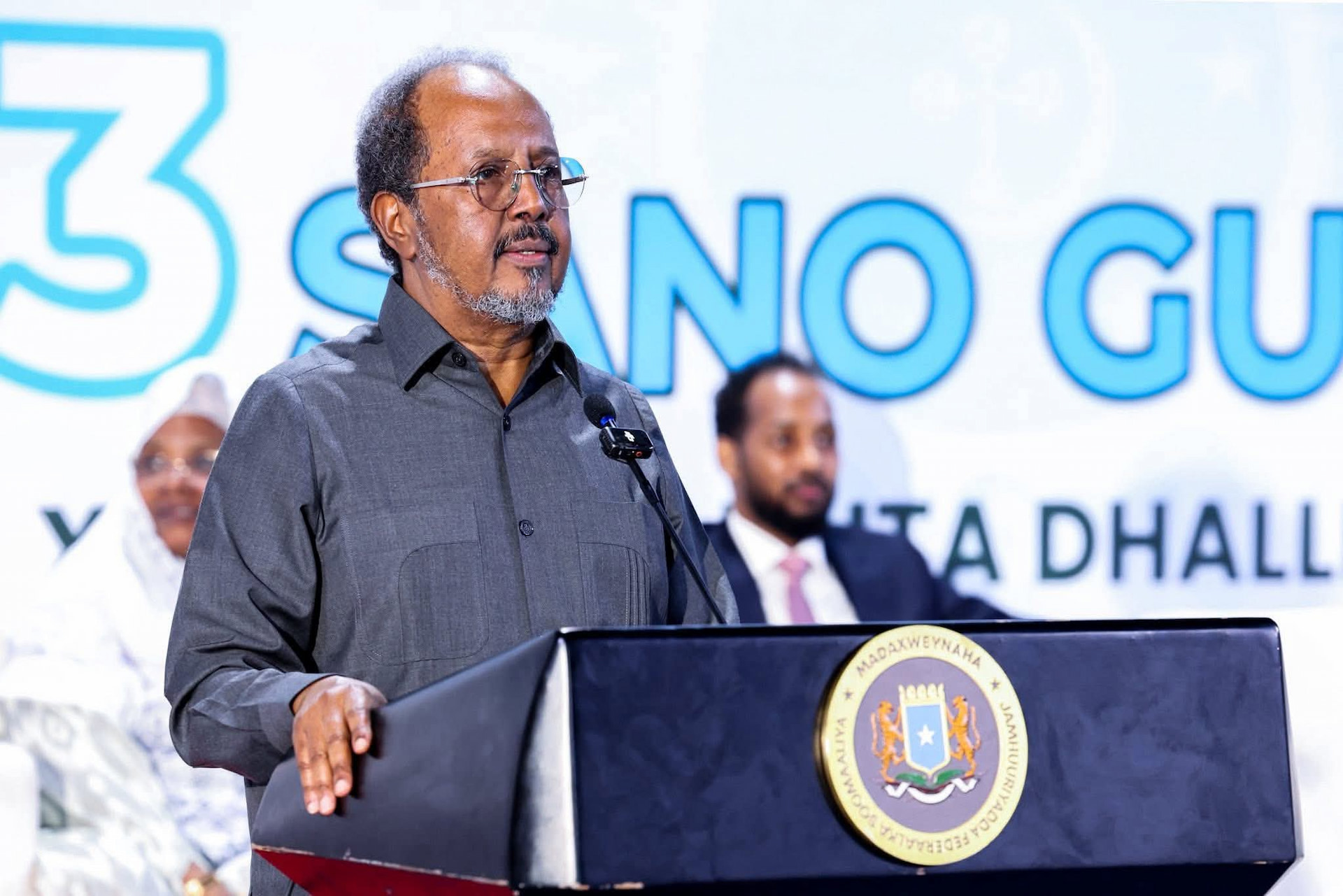 Madaxweynaha JFS "Dastuurka dhaqangalkiisa waa bilowday, dhowaana waa la kala sarayaa Baarlamaanka iyo XFS."
