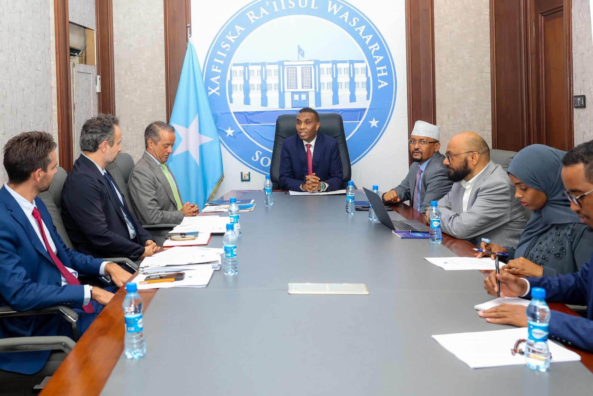 Ra’iisul Wasaare Xamsa oo qaabilay danjiraha dowladda Talyaaniga u fadhiya Soomaaliya