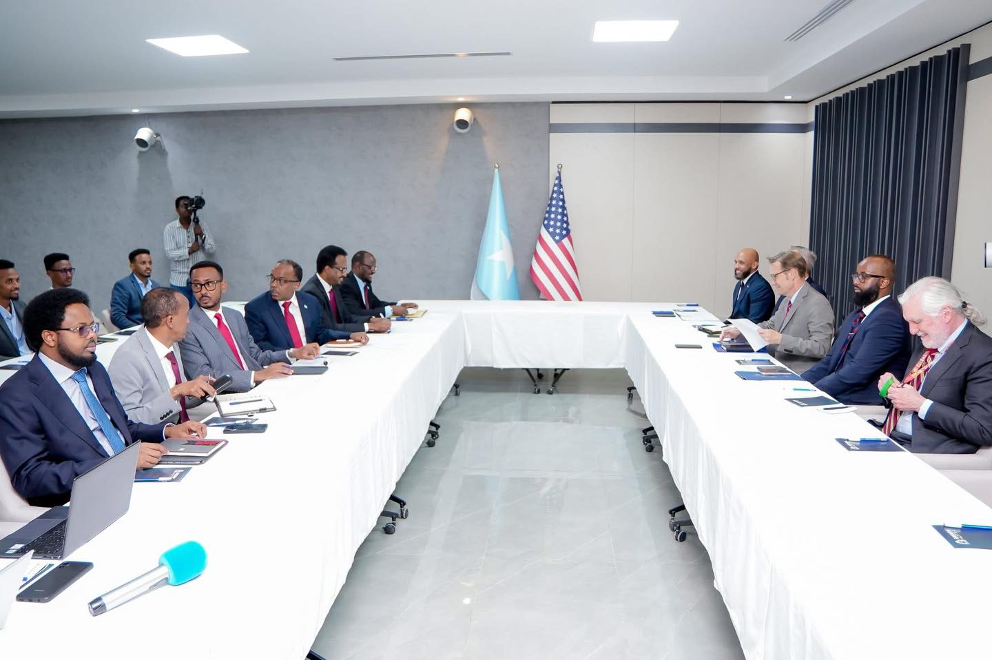 الصومال – وتناقش الصومال والولايات المتحدة تعزيز التعاون في مجالات التجارة والطاقة