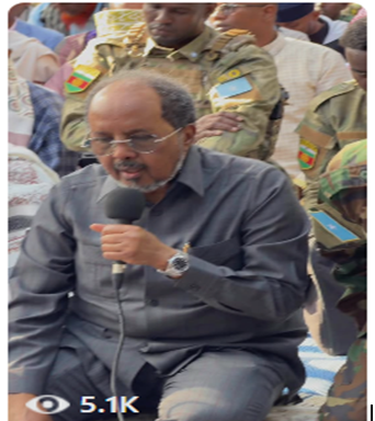 الصومال – رئيس الجمهورية يؤدي صلاة عيد الفطر – وكالة الأنباء الوطنية الصومالية