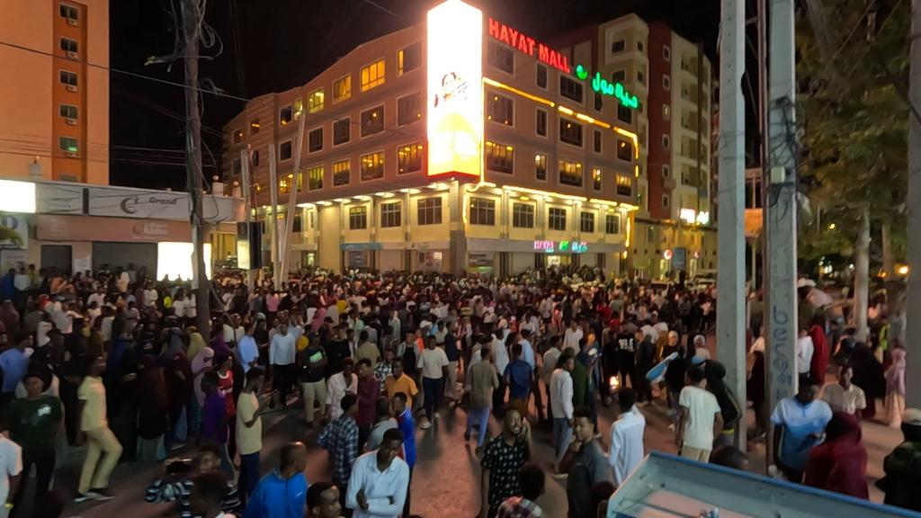 Mogadishu erupts in protest over Ethiopia-Somaliland deal – Somali