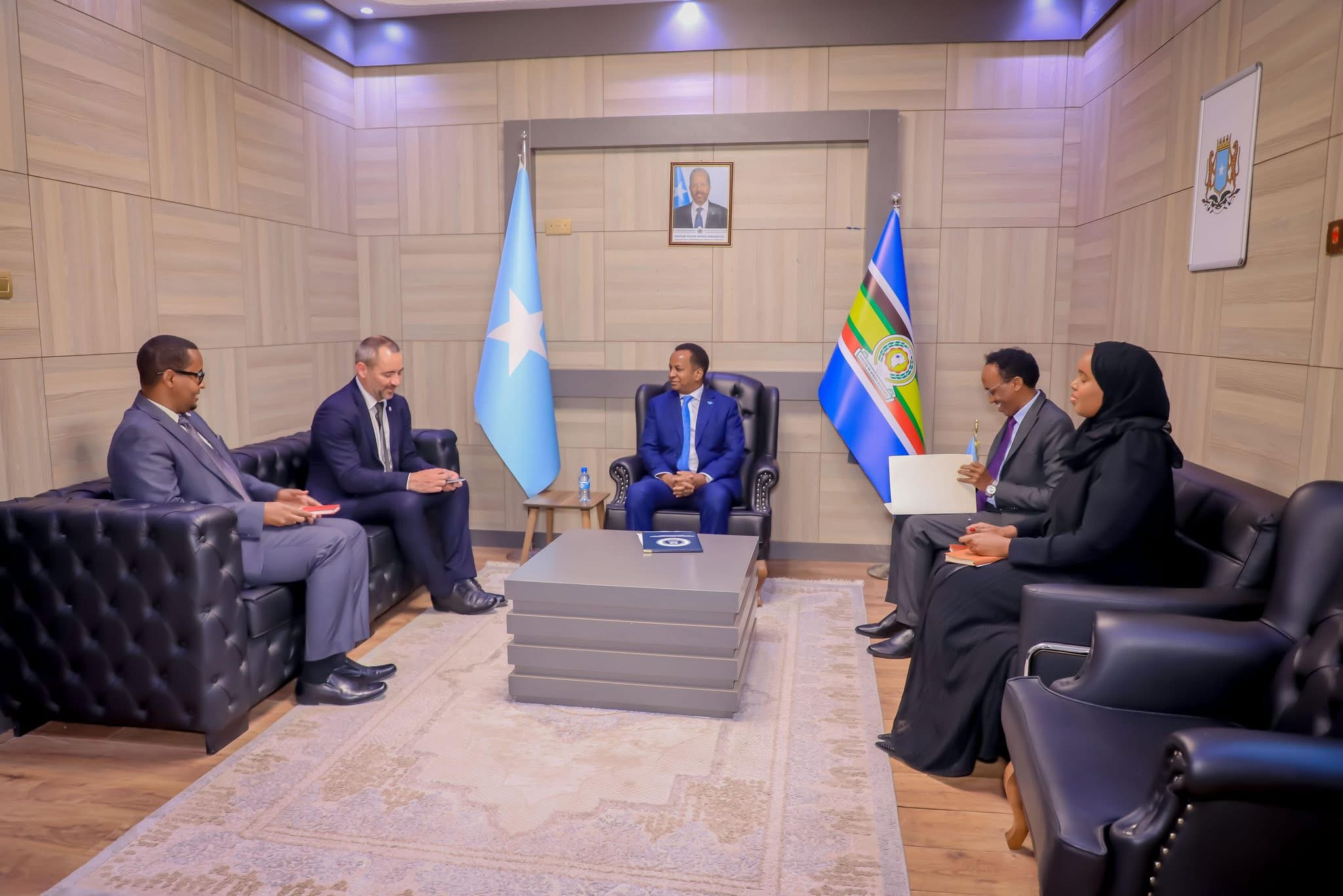 Minister of Overseas Affairs receives Head of ICRC in Mogadishu – Somali Nationwide Information Company Minister of Overseas Affairs receives Head of ICRC in Mogadishu – Somali Nationwide Information Company