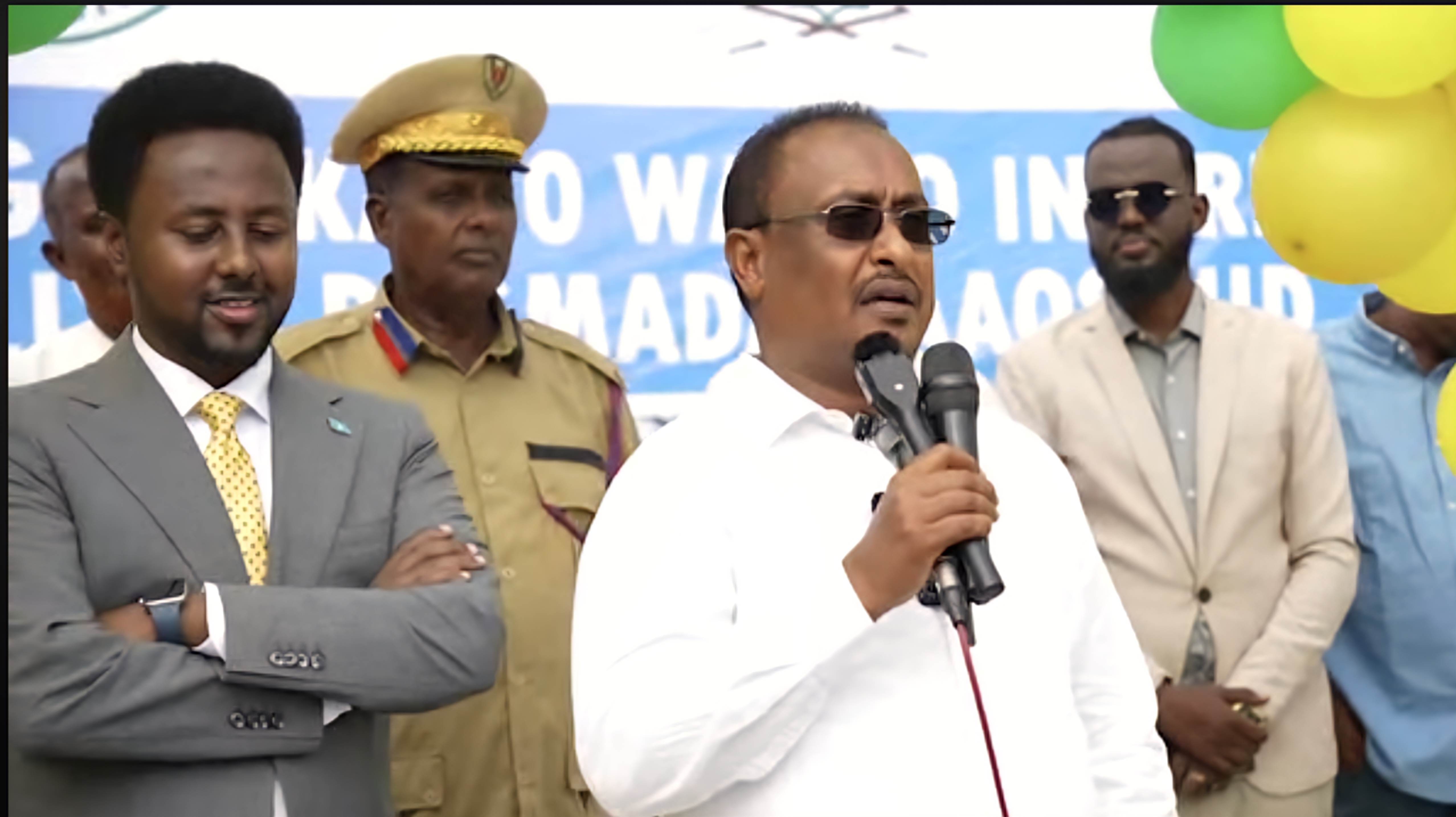 Mayor Mungab Inaugurates Ten Interlocking Roads at Suuq Ba’advert Market in Mogadishu – Somali Nationwide Information Company