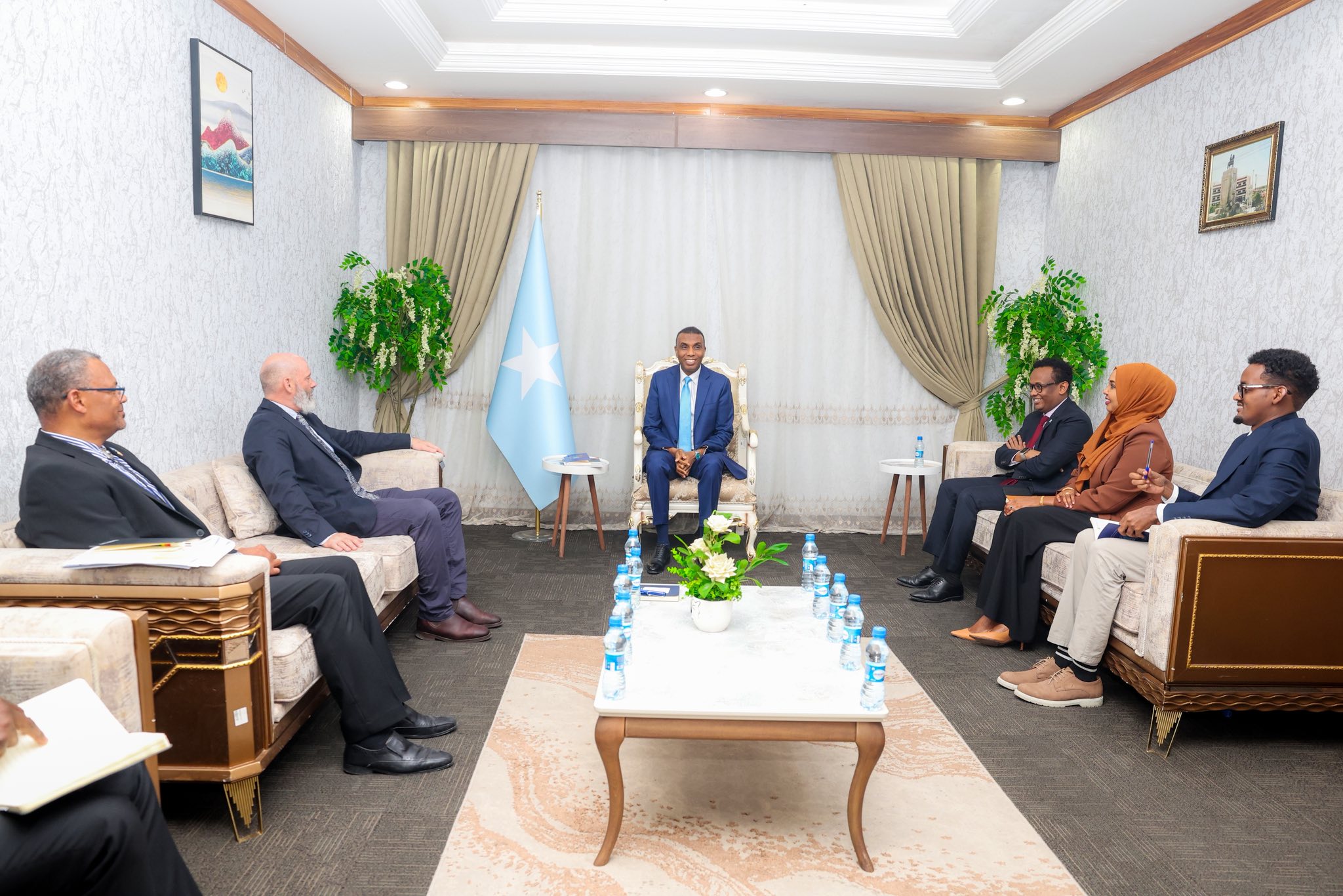 Ra'iisul Wasaaraha Soomaaliya oo la kulmay Wakiilada WFP ee Caqabadaha Amniga Cuntada