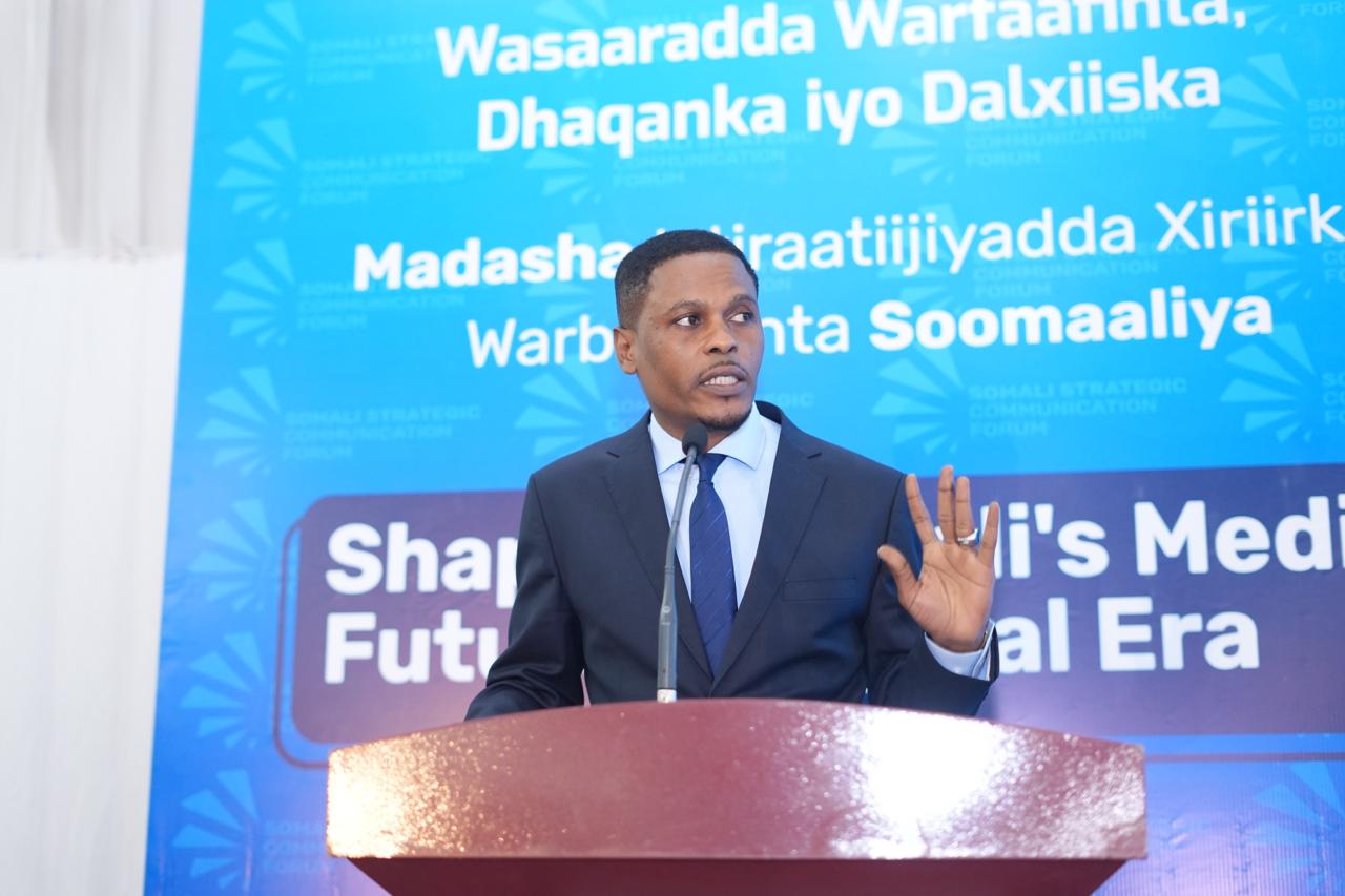وزير الإعلام : الذكاء الاصطناعي ومنصات التواصل يعيدان تشكيل المشهد الإعلامي
