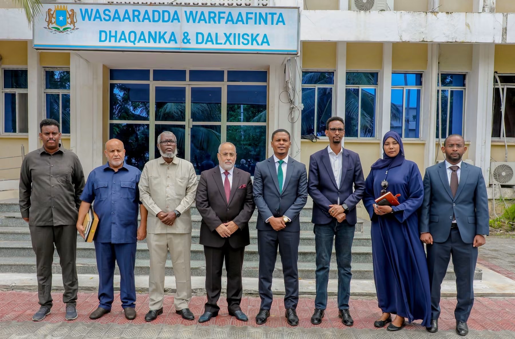 Minister of Information Receives Acting Libyan Ambassador to Somalia