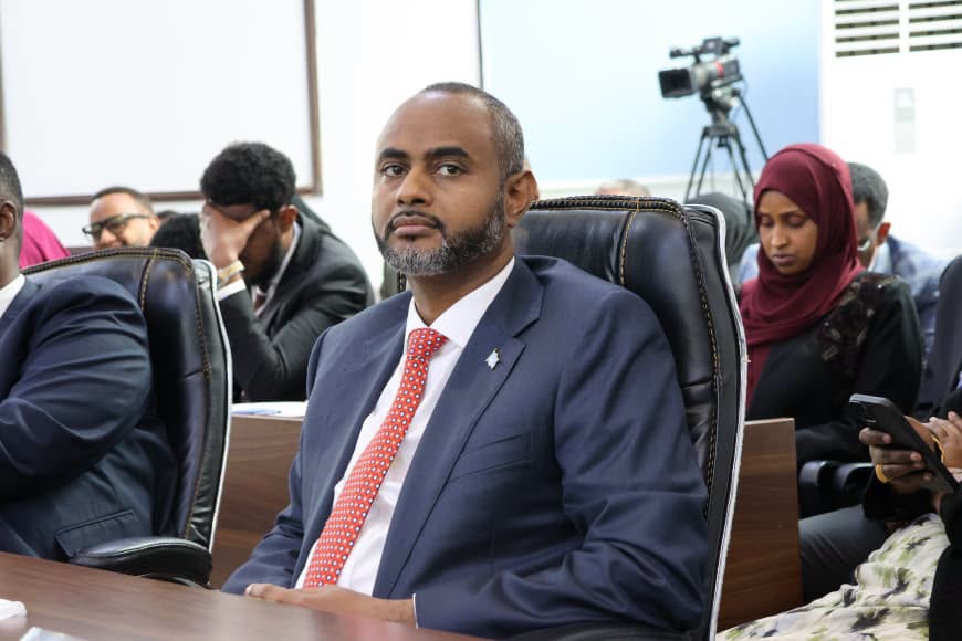 Abdulkadir Mohamed Nur elected Speaker, and resigns from government and party the same day