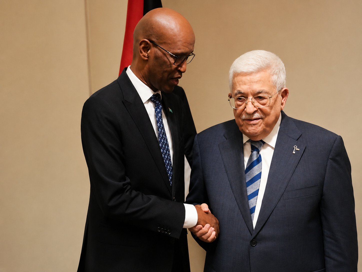 Somali Ambassador Conveys President Hassan Sheikh’s Greetings to Palestinian President
