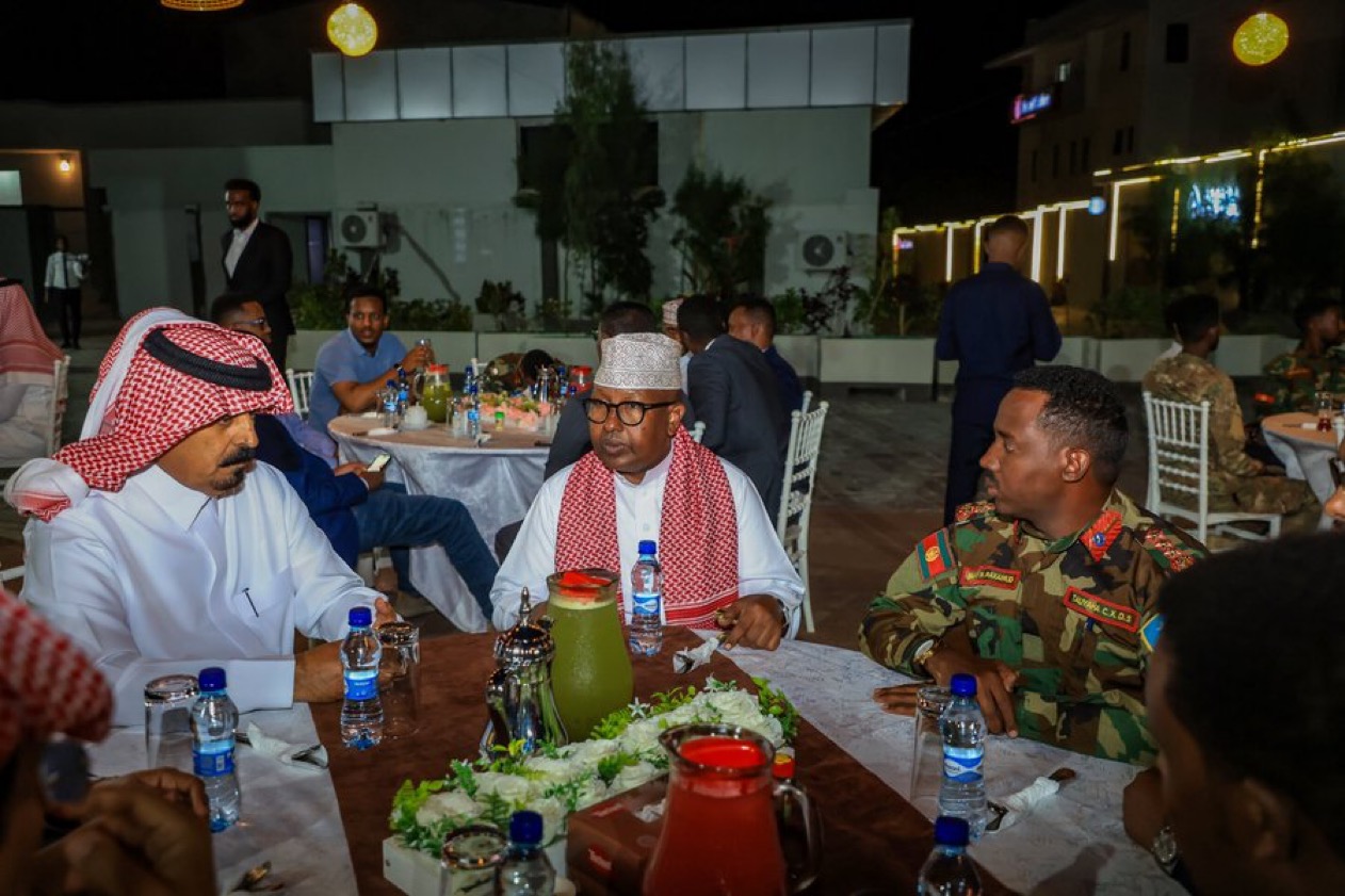 Defence Minister Hosts Dinner Honouring IMCTC Secretary-General and Delegation in Mogadishu