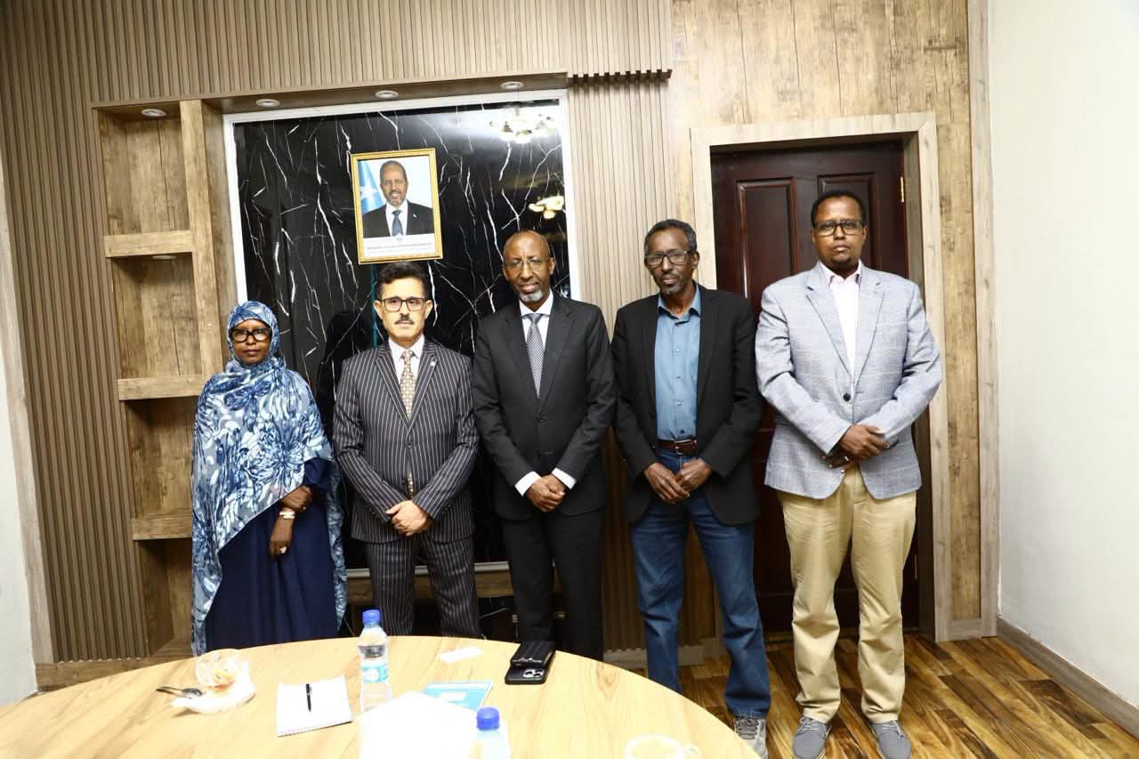 Somalia, Algeria Discuss Strengthening Education Cooperation