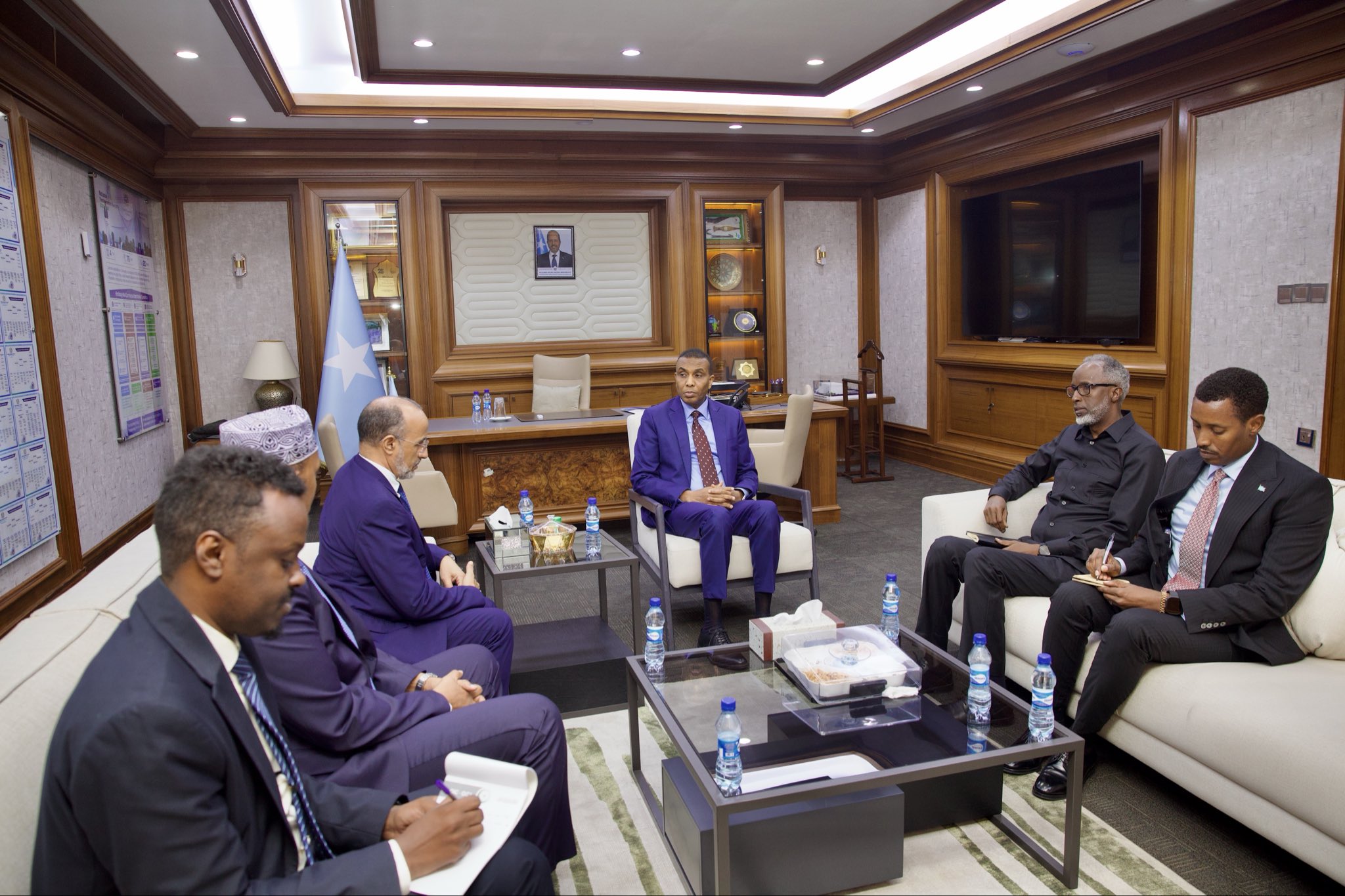 Prime Minister Hamza Meets OIC Delegation to Strengthen Cooperation