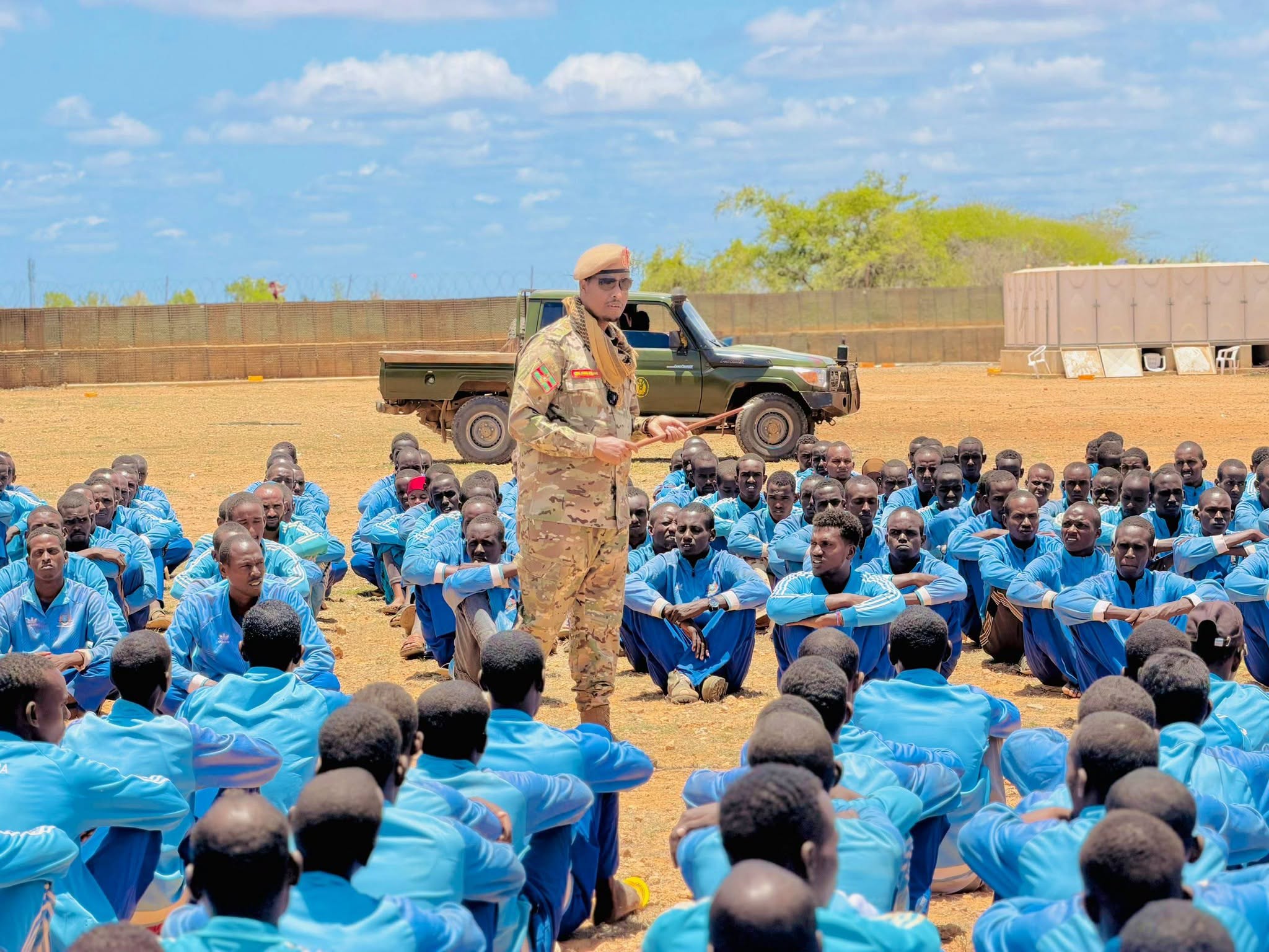Somali Army Ground Forces Commander Inspects Newly Trained Troops in Baidoa