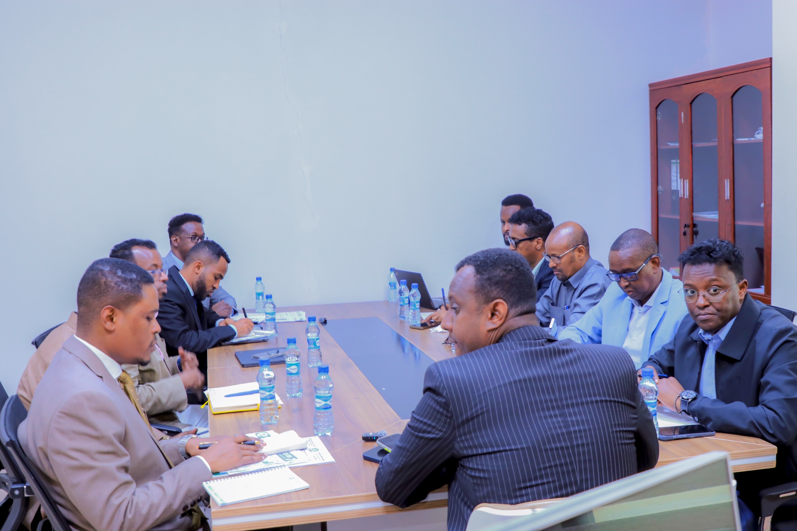 Information Minister Meets House of the People Information Committee