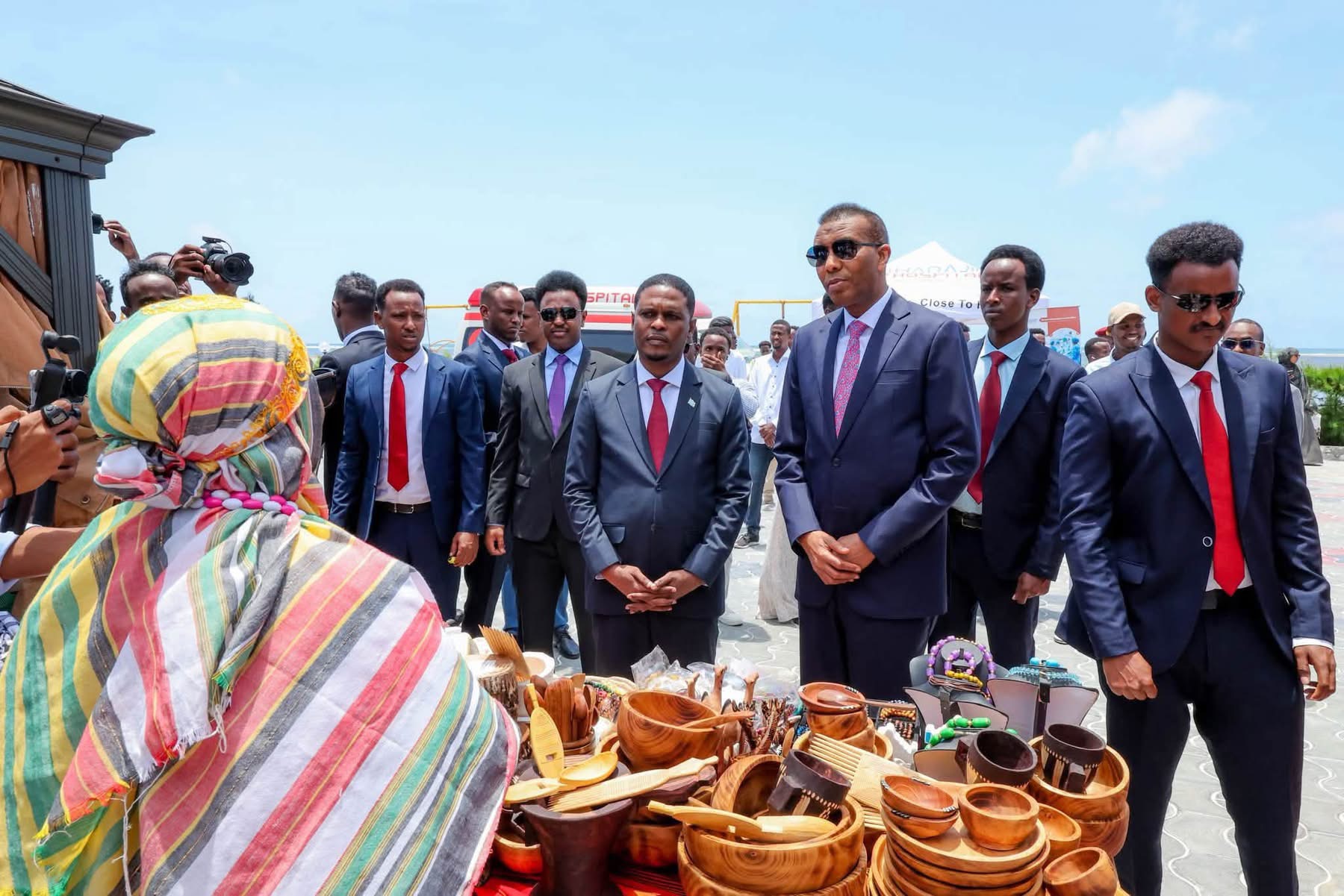 Prime Minister Hamza Opens Somalia Tourism Exhibition in Mogadishu