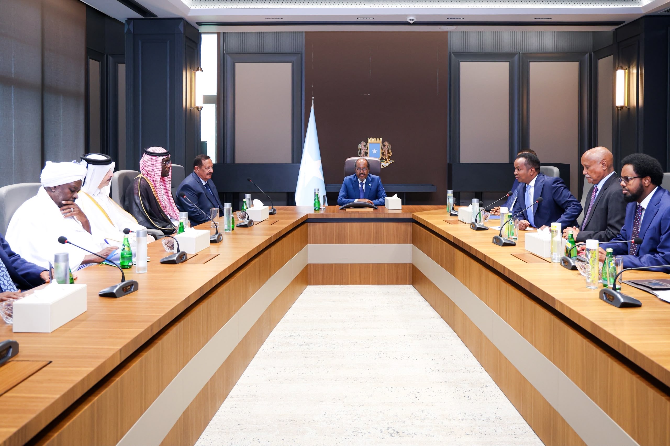President Hassan Sheikh Receives Arab Ambassadors, Discusses Strengthening Cooperation