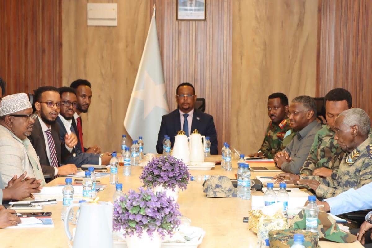Parliament Defence Committee Meets Security Service Commanders on National Defence Bill