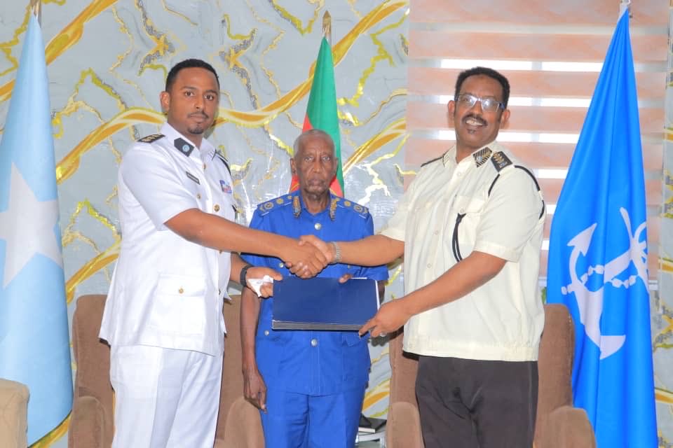 New Commander of the Navy and Coast Guard Assumes Office
