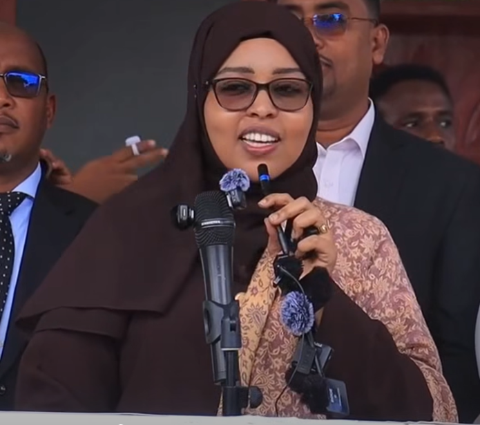 Wasaaradda Waxbarashada oo hambalyo u dirtay Ardayda uu maanta usoo dhamaaday Imtixaanka Shahaadiga