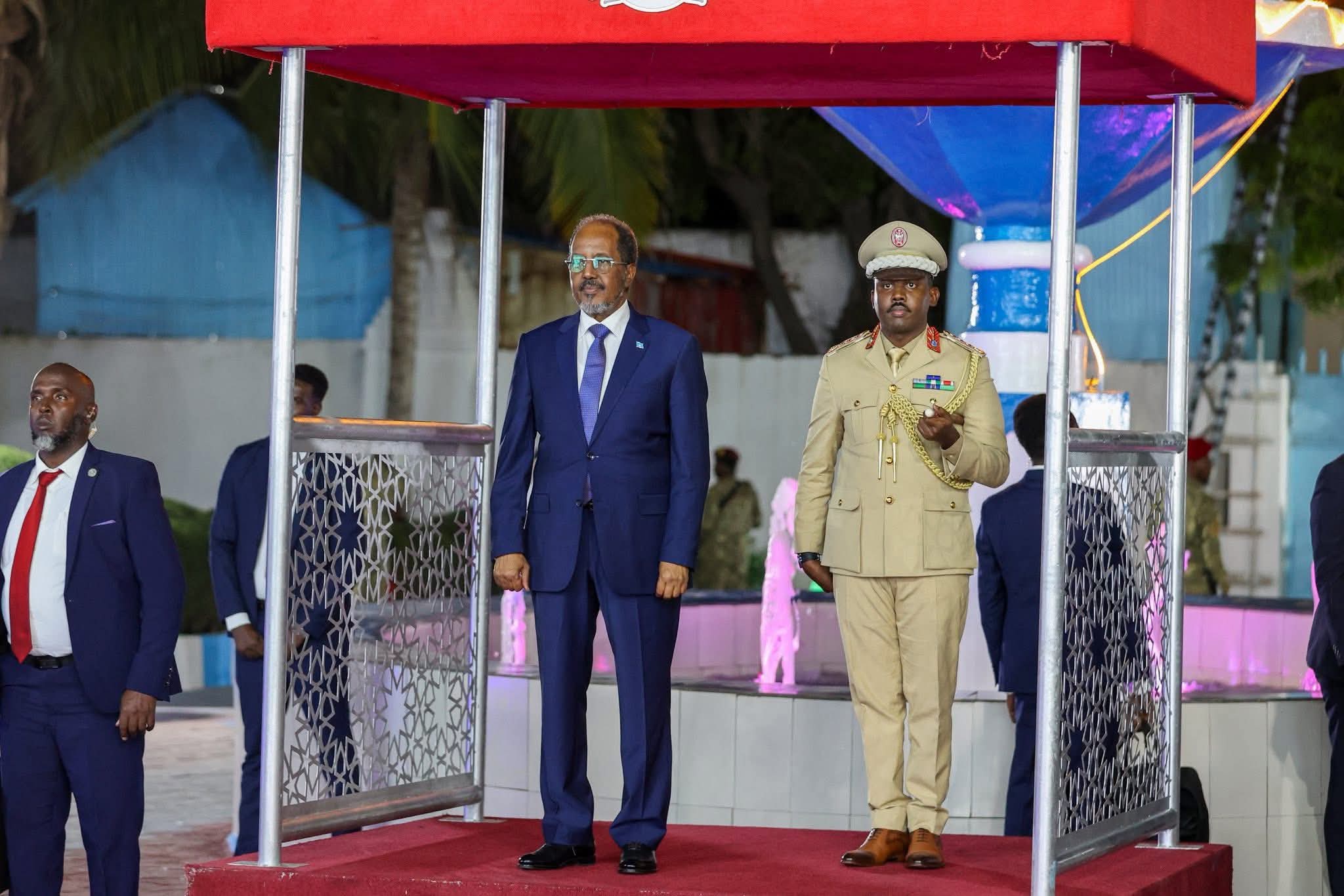 Madaxweyne Xasan Sheekh oo ka qaybgalay munaasabadda xuska 26-June