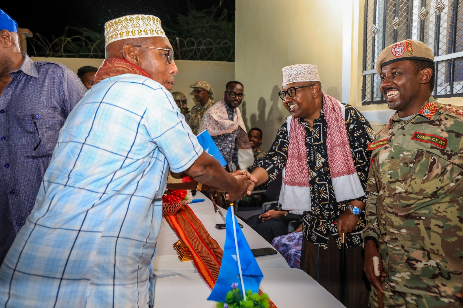 Wasiirka Gaashaandhigga XFS oo la kulmay Bulshada degmada Ceeldheer