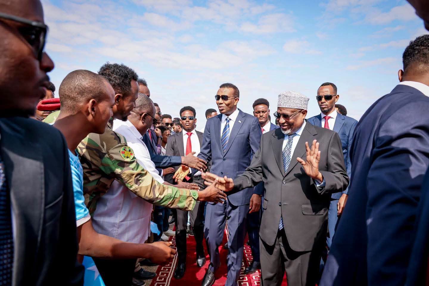 Wafdi uu hoggaaminayo Ra’iisul Wasaaraha oo gaaray magaalada Baydhaba