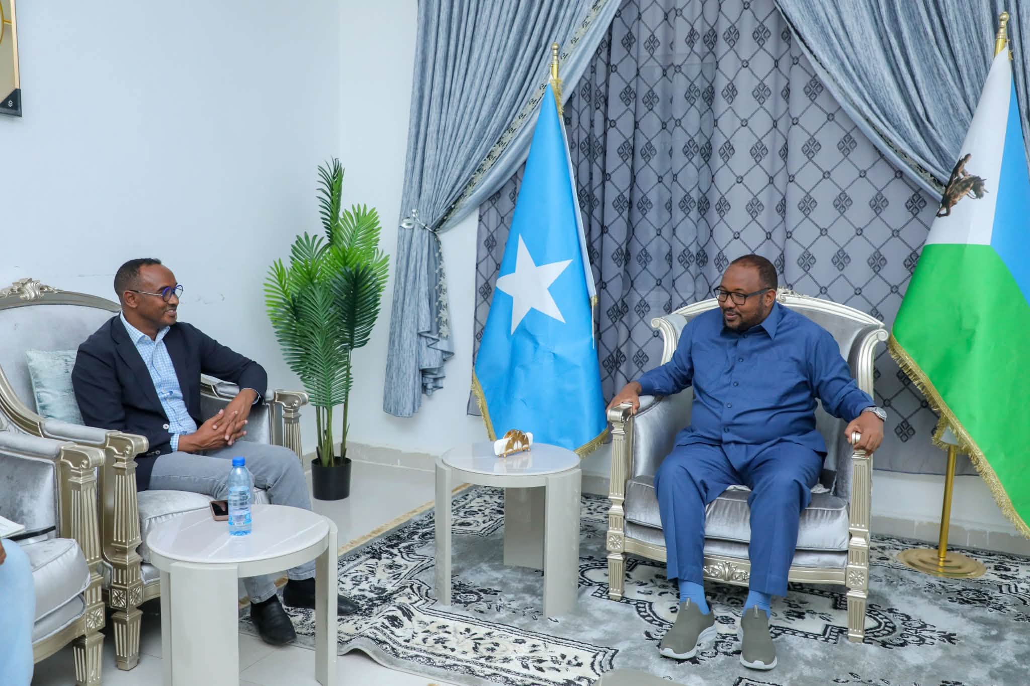 Maamulka Waqooyi bari iyo guddoomiya SoDMA oo ka wada hadlay Dardar gelinta mashaariicda gargaarka