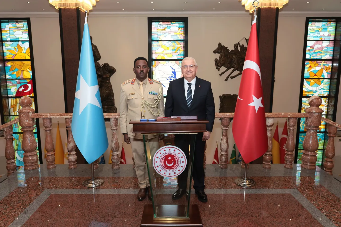 Taliyaha Ciidanka Xoogga Dalka Soomaaliya oo booqasho rasmi ah ku jooga Turkiga