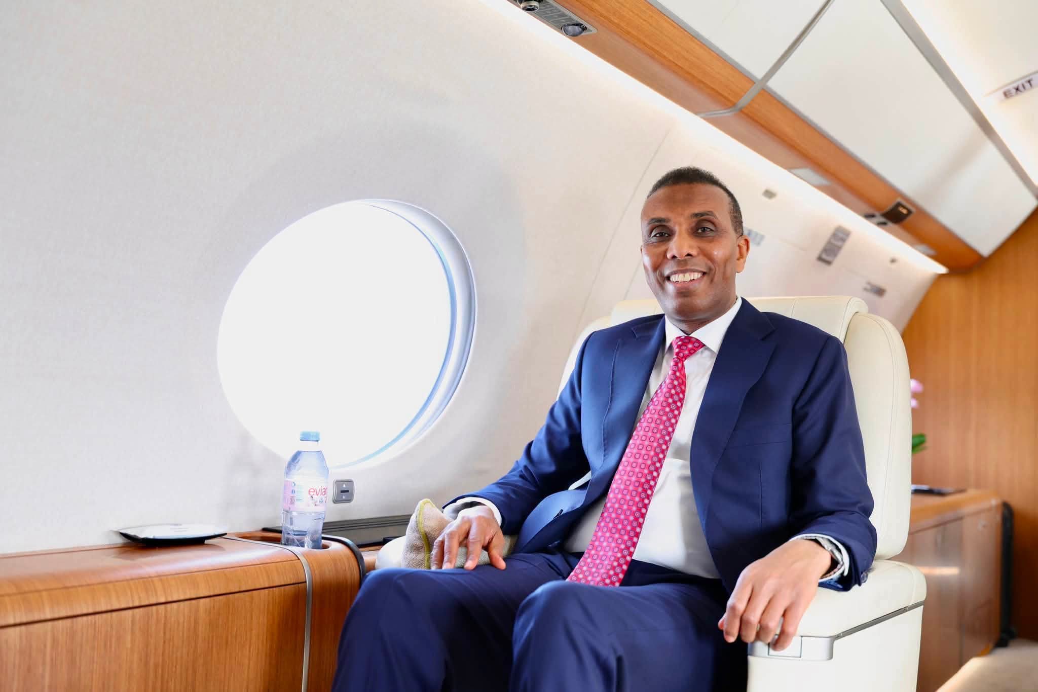 Ra'iisal wasaare Xamse oo safar shaqo ugu ambabaxay dalka Qatar