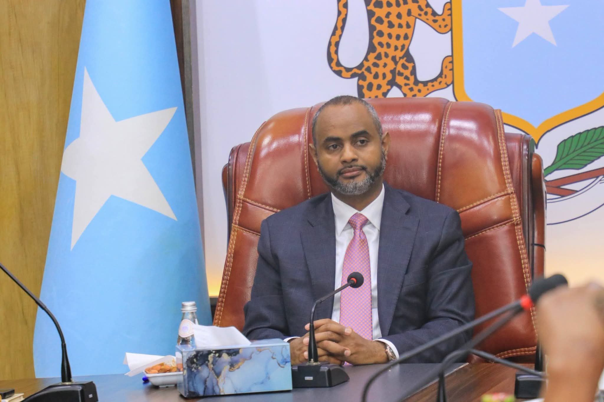Guddoomiyaha golaha shacabka oo la kulmay qaar ka mid ah culimada Soomaaliyeed
