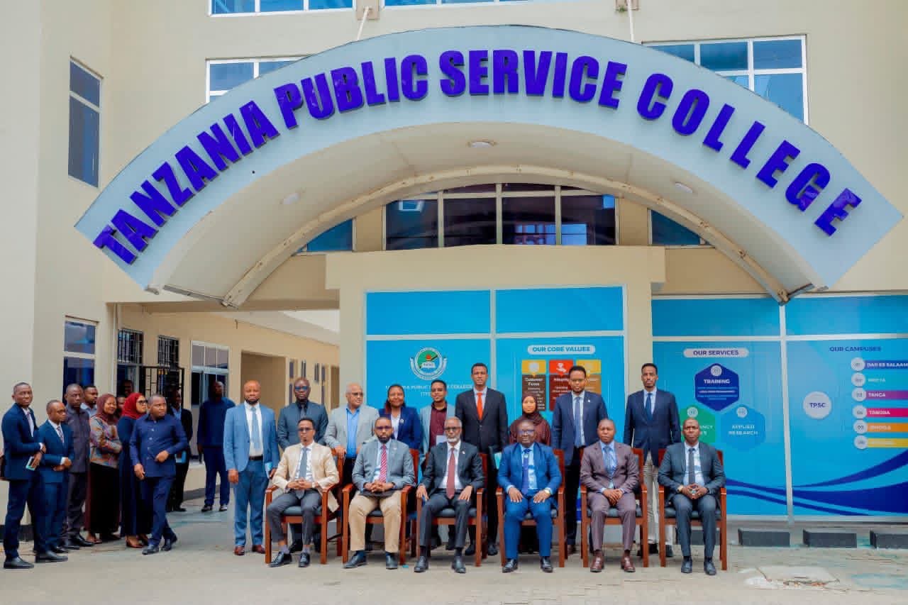 𝐖𝐚𝐟𝐝𝐢 𝐤𝐚 𝐬𝐨𝐜𝐝𝐚 𝐗𝐚𝐟𝐢𝐢𝐬𝐤𝐚 𝐑𝐚’𝐢𝐢𝐬𝐮𝐥 𝐖𝐚𝐬𝐚𝐚𝐫𝐚𝐡𝐚 𝐨𝐨 𝐛𝐨𝐨𝐪𝐚𝐬𝐡𝐨 𝐫𝐚𝐬𝐦𝐢 𝐚𝐡 𝐤𝐮 𝐭𝐞𝐠𝐚𝐲 𝐓𝐚𝐧𝐳𝐚𝐧𝐢𝐚
