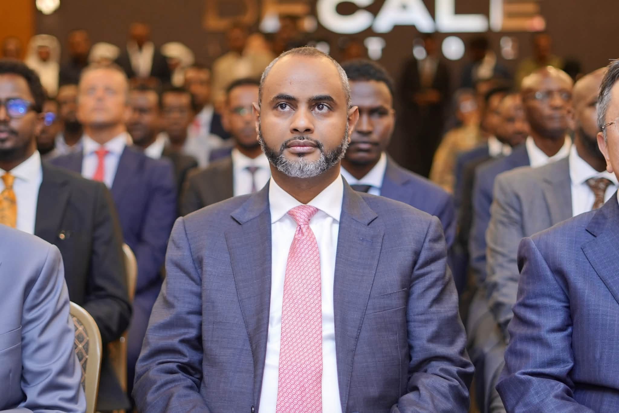 KUSIMAHA MADAXWEYNAHA JAMHUURIYADDA AHNA GUDDOOMIYAHA GOLAHA SHACABKA OO KA QEYB GALAY XUSKA MAALINTA JAMHUURIYADDA DADKA EE SHIINAHA