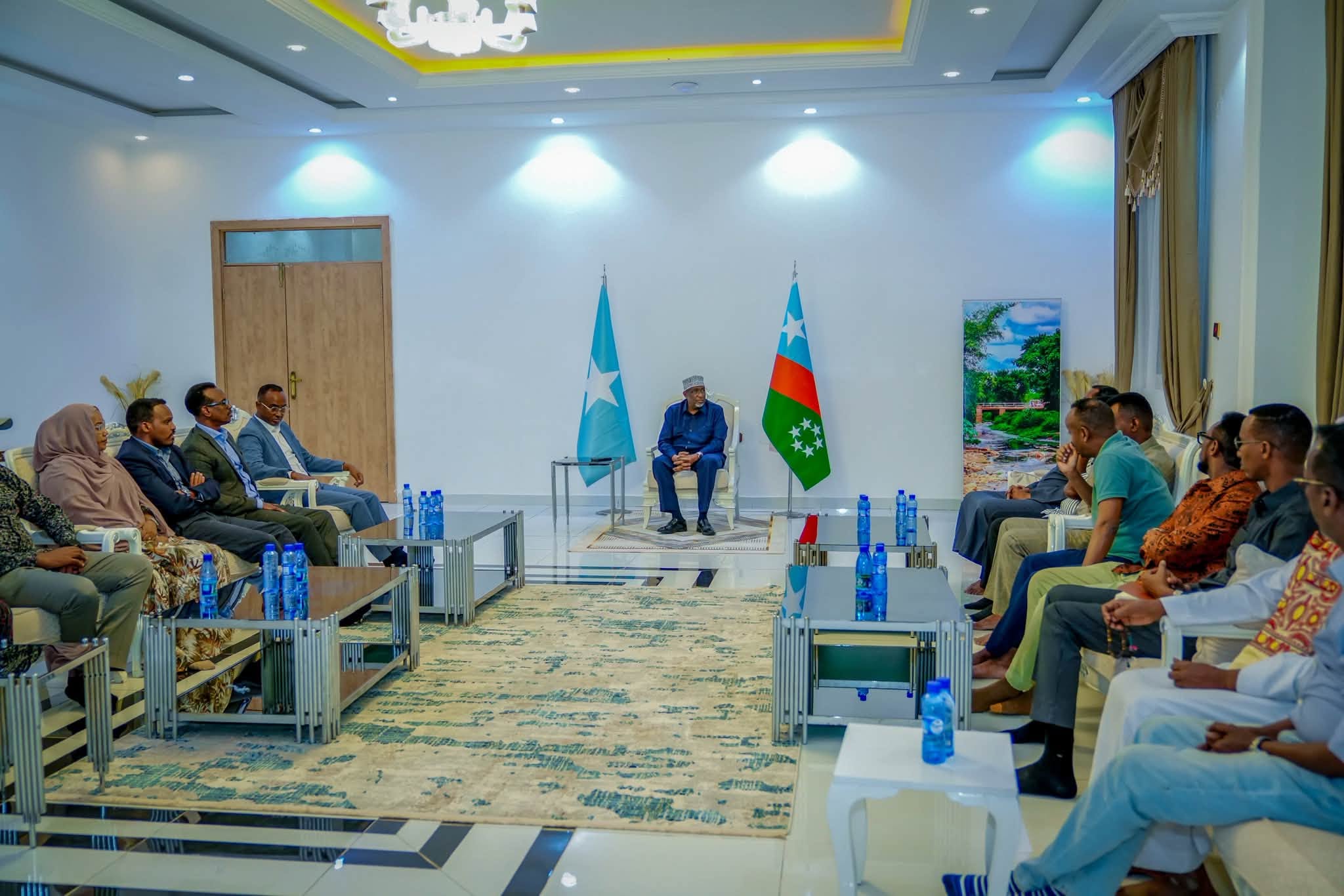 Sheekh Aadan Madoobe oo guddoomiyay kulan looga hadlayay u diyaargarowga saamaynta El-nino