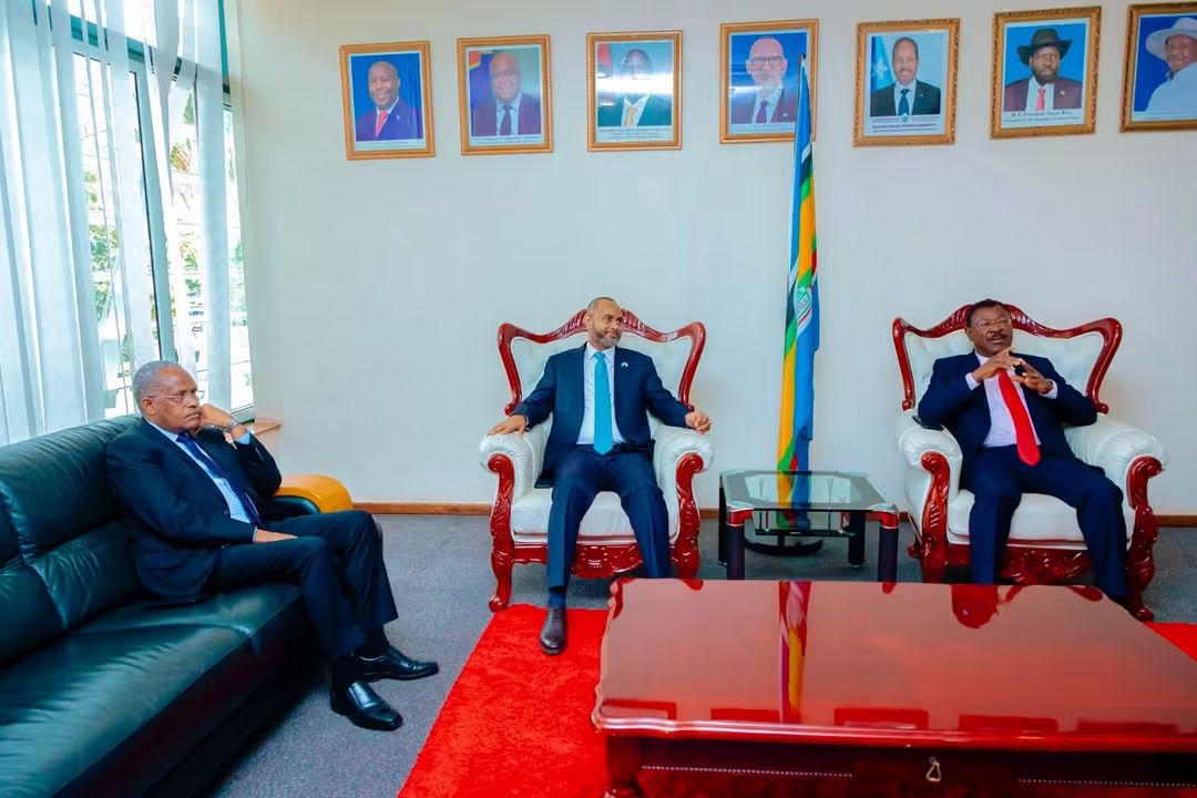 Guddoomiyaha Golaha Shacabka oo kulan la qaatay dhiggiisa dalka Kenya