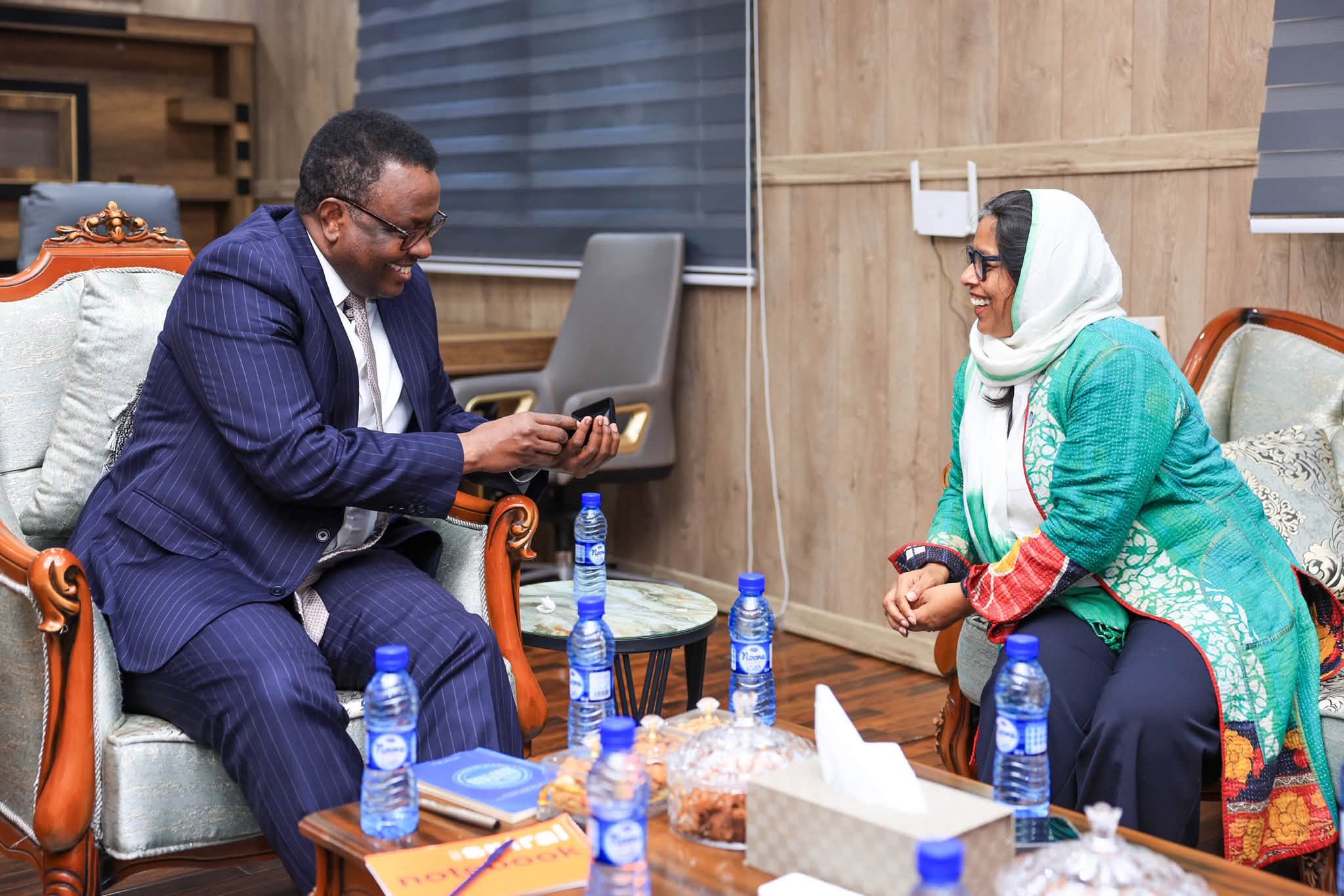 Wasiirka Caddaaladda XFS oo qaabilay wafdi ka socda Qaramada Midoobay