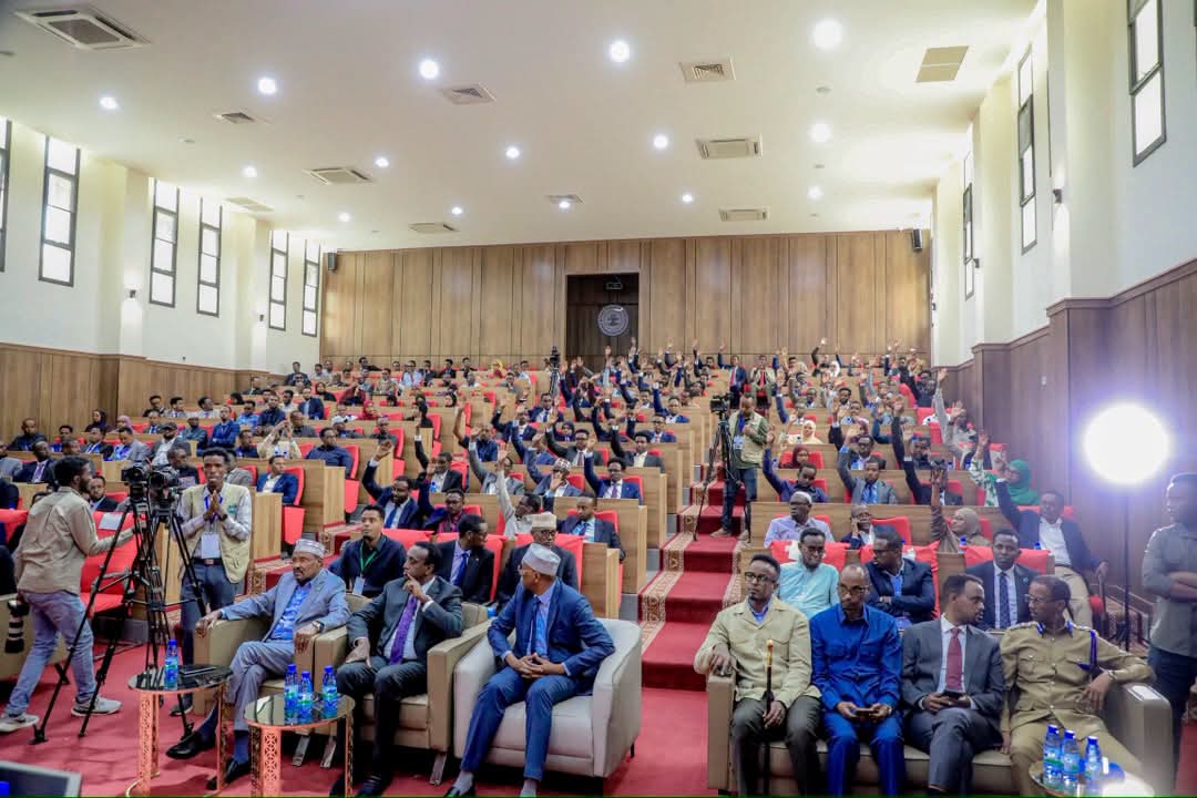 Xildhibaanada Golaha Wakiillada Galmudug oo dooranaya Guddoonkooda