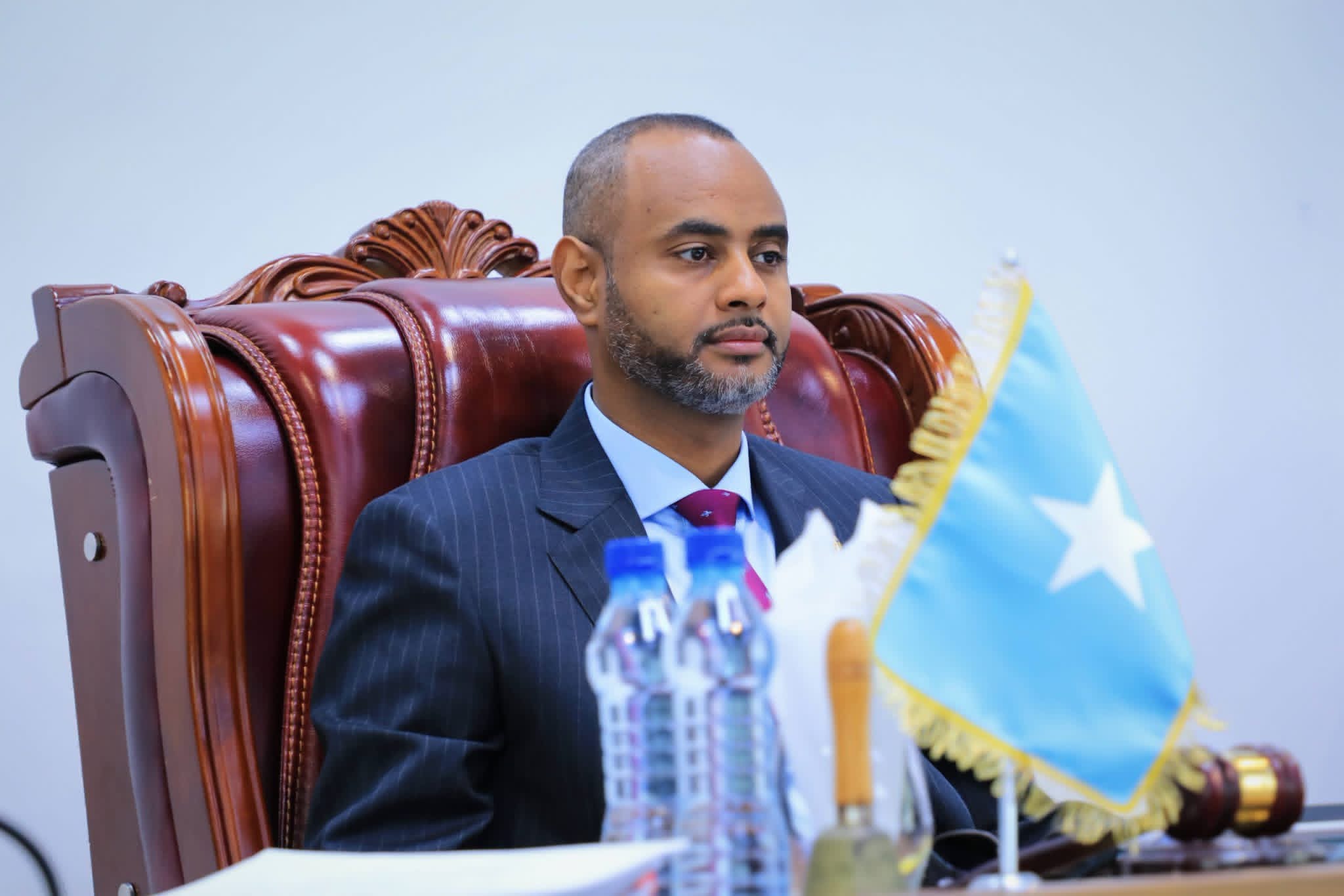 MUDANAYAASHA GOLAHA SHACABKA EE BFS OO DHAMEYSTIRAY AKHRINTA KOOWAAD EE HESHIISKA QARAMADA MIDOOBAY EE KA GANACSIGA SHARCI-DARADA AH EE DAAWOOYINKA MAANKA DOORIYA IYO KUWA MAANKA SAAMEEYA